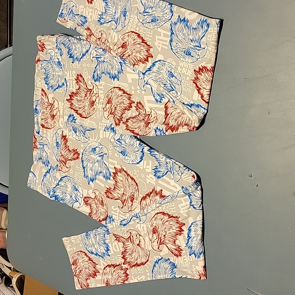 LuLaRoe Bald Eagle leggings, Size TC.  NWOT.